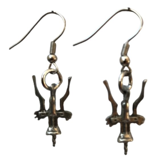 Bottle Opener Silver Cork Screw Fun Dangle Earring - Picture 4 of 4